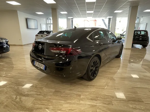Opel Insignia - anteprima 7
