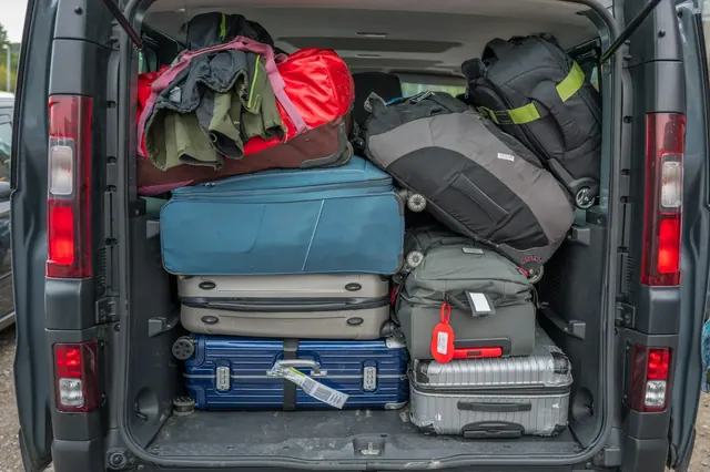 Auto pronta per le vacanze: i controlli da fare prima di partire