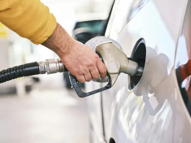 Benzina, diesel, ibrido o GPL: quale conviene davvero