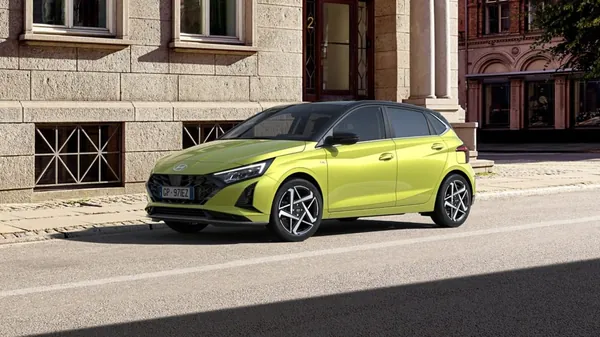 Hyundai i20 - foto 1